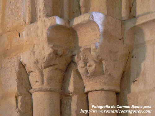 PORTADA DESDE EL INTERIOR DE LA CAPILLA NORTE. DETALLE